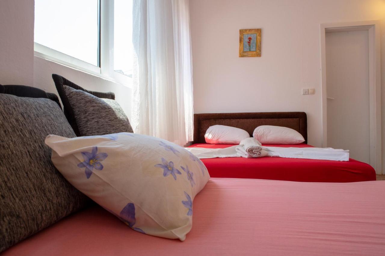 Family Apartments Vukcevic Чань Экстерьер фото
