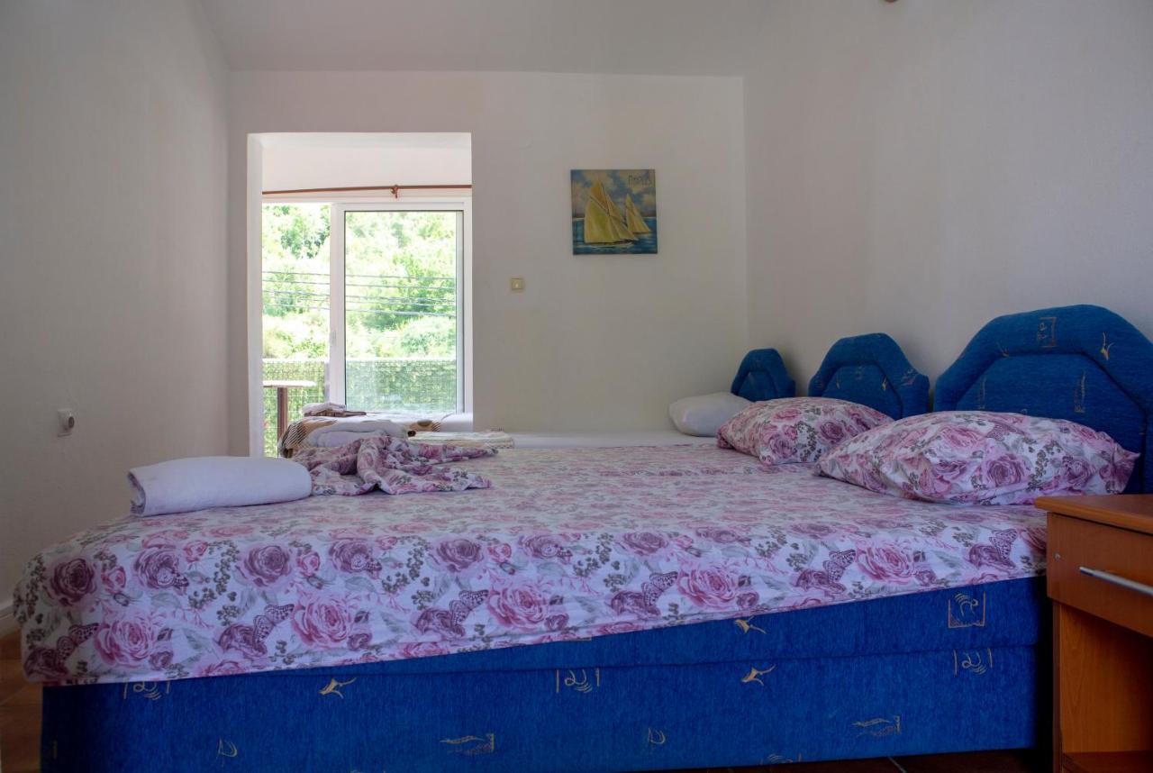Family Apartments Vukcevic Чань Экстерьер фото